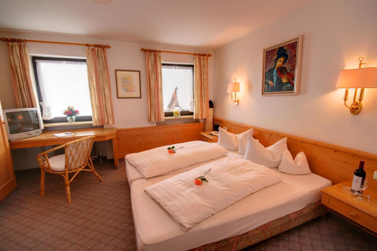 Hotel Adler Garni Hirschegg  Eksteriør bilde
