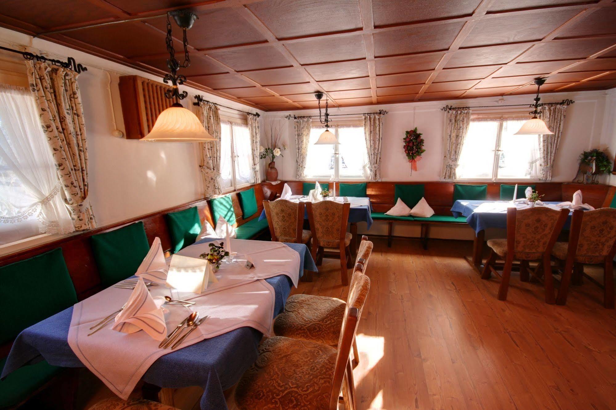 Hotel Adler Garni Hirschegg  Eksteriør bilde